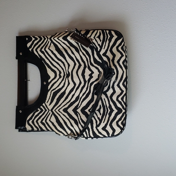 Dana Buchman fold over clutch zebra canvas - Picture 2 of 7